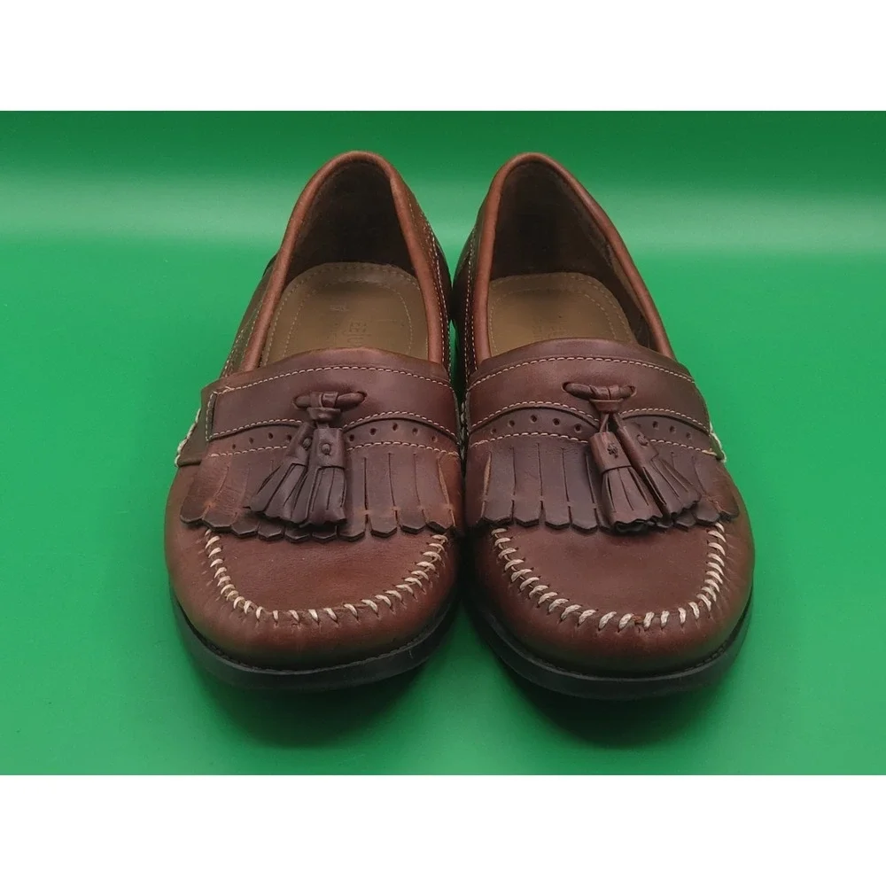 G. H. Bass Weejuns Loafers - Men's 9 EE - Tassel & Stitch - Brown Dress Shoes